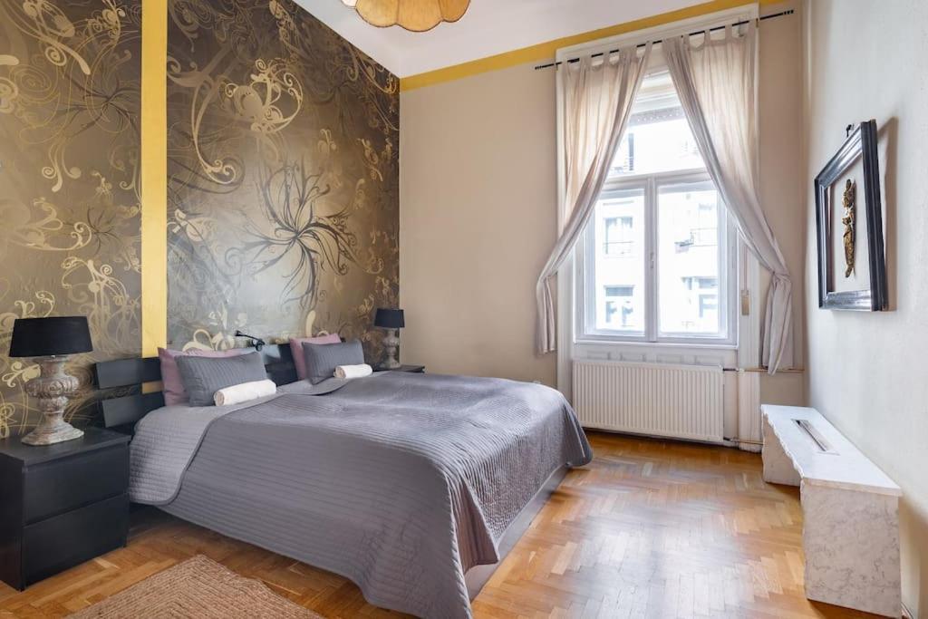 Bourgeois Boheme Apt. 88 M² City Center บูดาเปสต์ ภายนอก รูปภาพ