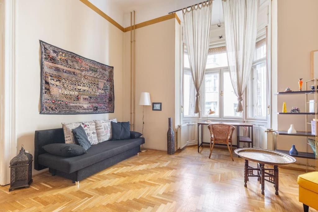 Bourgeois Boheme Apt. 88 M² City Center บูดาเปสต์ ภายนอก รูปภาพ